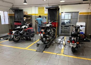 Cherry-corporation-Motorcycle-dealers-Cidco-aurangabad-Maharashtra-3