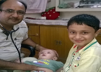 Child-health-clinic-and-family-care-center-Child-specialist-pediatrician-Amritsar-Punjab-1