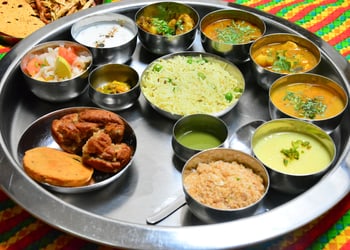Chokho-jeeman-Pure-vegetarian-restaurants-Civil-lines-agra-Uttar-pradesh-3