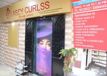 Classy-curlss-Beauty-parlour-Andheri-mumbai-Maharashtra-1