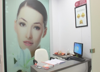 Clinic-dermatech-noida-Dermatologist-doctors-Sector-16a-noida-Uttar-pradesh-2