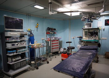 Coastal-care-hospital-Orthopedic-surgeons-Guntur-Andhra-pradesh-3