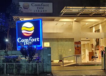 Comfort-inn-legacy-3-star-hotels-Rajkot-Gujarat-1