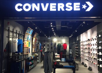 Converse-Shoe-store-Srinagar-Jammu-and-kashmir-1