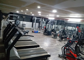 Core-fitness-club-Gym-Hadapsar-pune-Maharashtra-2