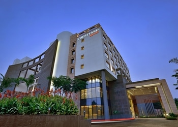 Courtyard-by-marriott-4-star-hotels-Bilaspur-Chhattisgarh-1
