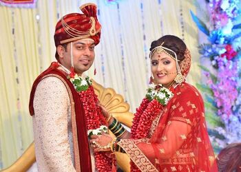 Creative-digital-photo-studio-Wedding-photographers-Pachora-Maharashtra-3
