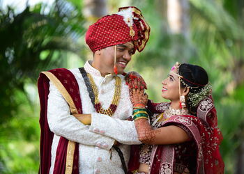 Creative-digital-photo-studio-Wedding-photographers-Yawal-Maharashtra-2