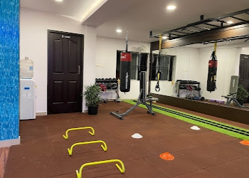 Crescendo-fitness-studio-Gym-Kowdiar-thiruvananthapuram-Kerala-2