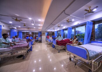 Criticare-asia-Private-hospitals-Vile-parle-mumbai-Maharashtra-2
