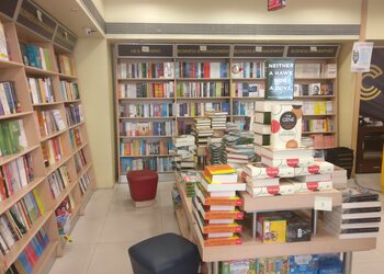 Crossword-bookstores-Book-stores-Nagpur-Maharashtra-2