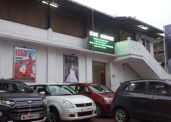 Crown-theatre-Cinema-hall-Kozhikode-Kerala-1
