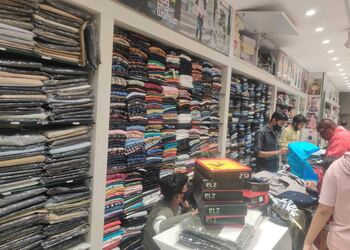 D-fashion-Clothing-stores-Vadodara-Gujarat-2