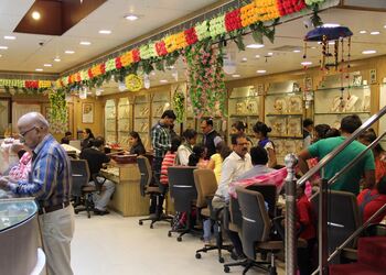 D-khushalbhai-jewellers-Jewellery-shops-Athwalines-surat-Gujarat-3