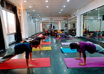 Daiv-yoga-studio-Yoga-classes-Chopasni-housing-board-jodhpur-Rajasthan-2