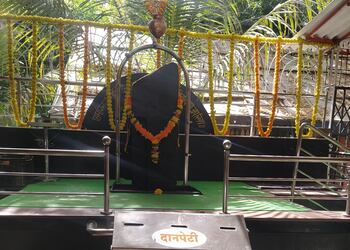 Dakshin-mukhi-hanuman-mandir-shani-temple-Temples-Chembur-mumbai-Maharashtra-3