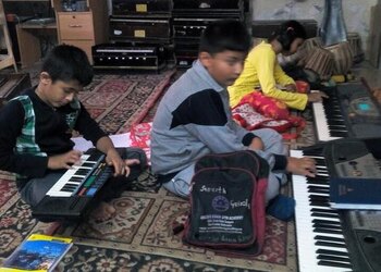 Dakshta-music-centre-Music-schools-Dehradun-Uttarakhand-3