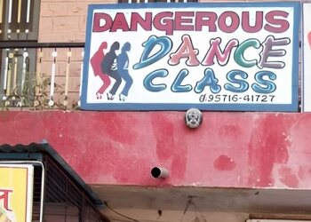 Dangerous-dance-class-Dance-schools-Jodhpur-Rajasthan-1