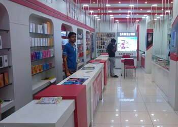 Daras-mobiles-Mobile-stores-Vijayawada-Andhra-pradesh-2