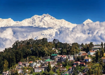 Darjeeling-local-sightseeing-service-Travel-agents-Darjeeling-West-bengal-2