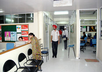 Dashmesh-academy-Coaching-centre-Amritsar-Punjab-2