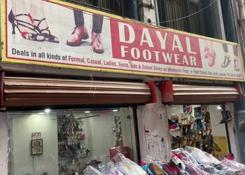 Dayal-footwear-Shoe-store-Jammu-Jammu-and-kashmir-1