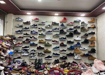 Dayal-footwear-Shoe-store-Jammu-Jammu-and-kashmir-2
