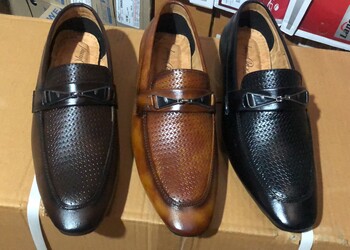 Dayaram-sons-footwear-Shoe-store-Pimpri-chinchwad-Maharashtra-3