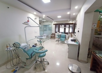 De-toto-dental-braces-centre-Invisalign-treatment-clinic-Lalbagh-lucknow-Uttar-pradesh-2