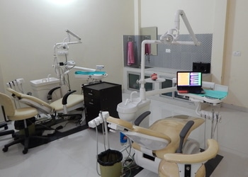 Dental-solutions-Dental-clinics-Budh-bazaar-moradabad-Uttar-pradesh-2