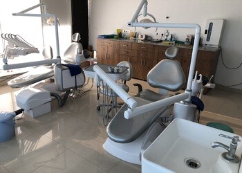 Dentica-dental-clinic-Dental-clinics-Doranda-ranchi-Jharkhand-3