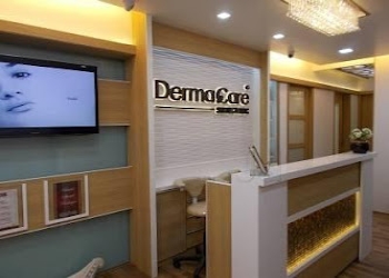 Dermacare-skin-clinic-Dermatologist-doctors-Vashi-mumbai-Maharashtra-1