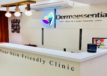 Dermaessentia-skin-laser-centre-Dermatologist-doctors-Bandra-mumbai-Maharashtra-1