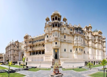 Dhanvi-tours-Travel-agents-Udaipur-Rajasthan-2