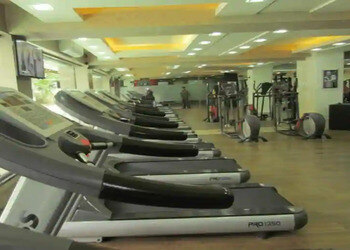 Dhiraj-fitness-club-Gym-Ulhasnagar-Maharashtra-3