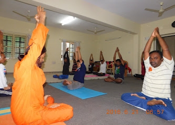 Dhyana-yoga-kendra-Yoga-classes-Vijayanagar-bangalore-Karnataka-2