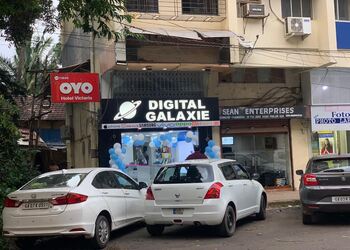 Digital-galaxie-Mobile-stores-Goa-Goa-1