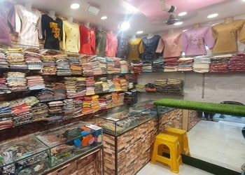Divine-fashion-Clothing-stores-Topsia-kolkata-West-bengal-2