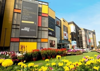 Dlf-mall-of-india-Shopping-malls-Noida-Uttar-pradesh-1