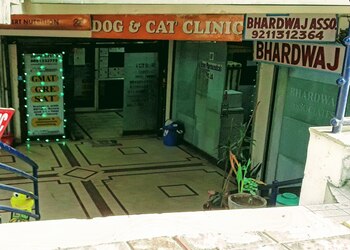 Dog-and-cat-clinic-Veterinary-hospitals-Hauz-khas-delhi-Delhi-1