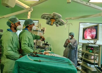 Dr-abhay-kalra-Urologist-doctors-Mohali-Punjab-3