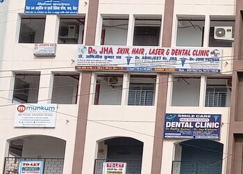 Dr-abhijeet-kumar-jha-Dermatologist-doctors-Patna-Bihar-3
