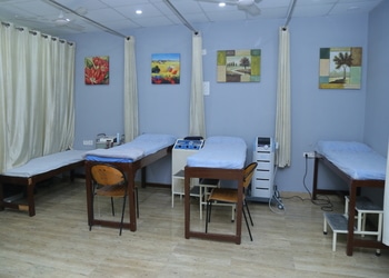 Dr-aggarwal-physio-centre-Physiotherapists-Noida-Uttar-pradesh-2
