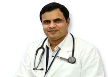 Dr-ajay-yadav-Cancer-specialists-oncologists-Lal-kothi-jaipur-Rajasthan-1