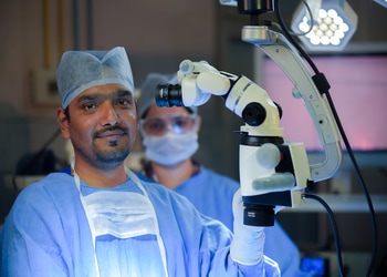 Dr-amit-bindal-Neurosurgeons-Ganga-nagar-meerut-Uttar-pradesh-3