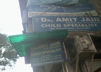 Dr-amit-jain-Child-specialist-pediatrician-Mayur-vihar-delhi-Delhi-1