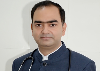 Dr-amit-jaiswal-Orthopedic-surgeons-Bhojubeer-varanasi-Uttar-pradesh-1