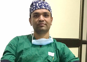 Dr-amitesh-dubey-Neurosurgeons-Madan-mahal-jabalpur-Madhya-pradesh-1