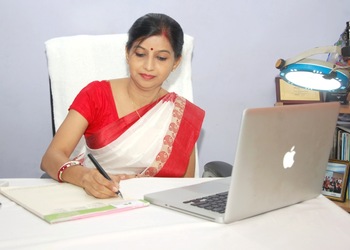 Dr-anamika-mishra-Dermatologist-doctors-Jabalpur-Madhya-pradesh-2