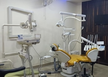 Dr-anand-poly-dental-care-Dental-clinics-Civil-lines-jhansi-Uttar-pradesh-3